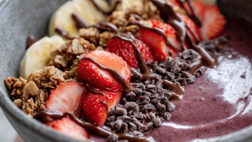 Smoothie King AçAi Cocoa Haze Bowl