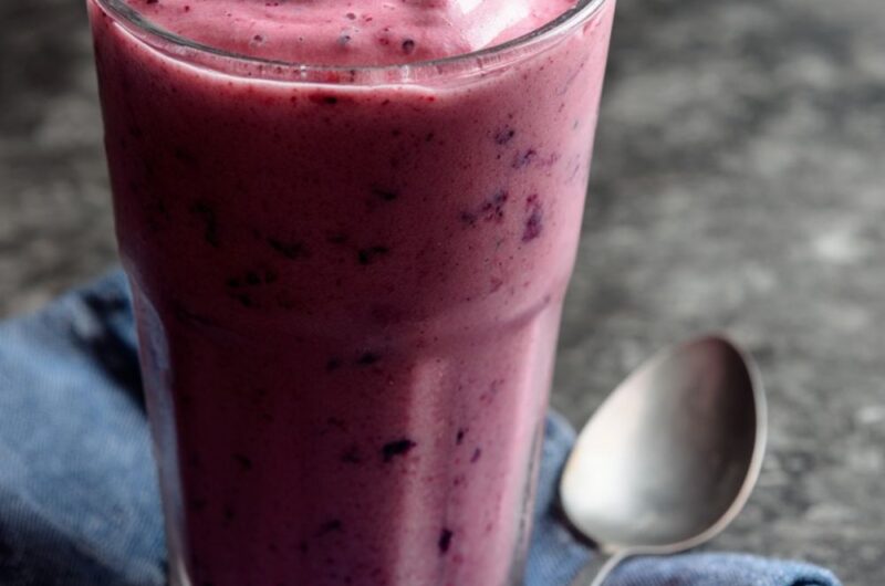 Smoothie Strawberry Bluegurt Blitz Recipe