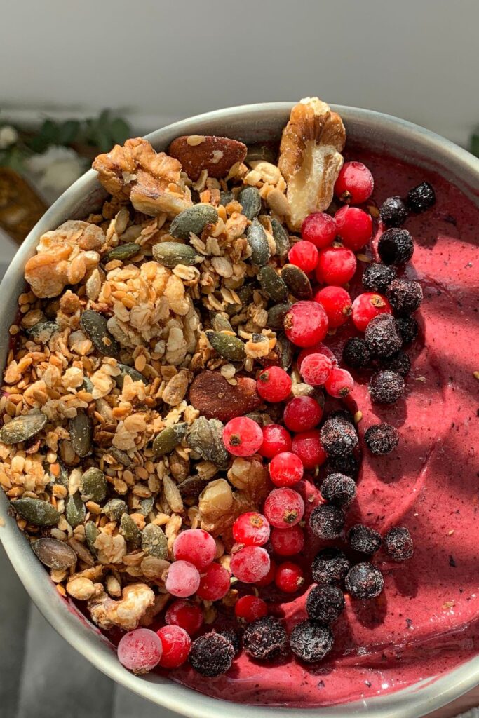 Raspberry Smoothie Bowl